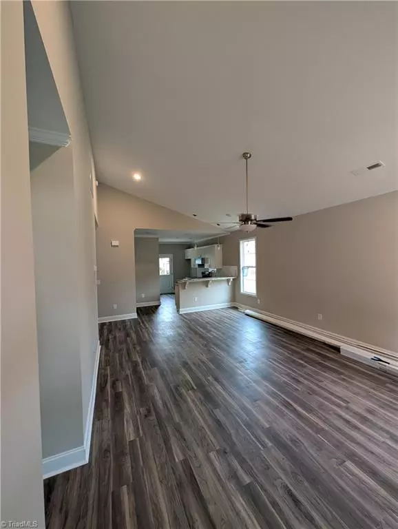 Mayodan, NC 27027,302 W Madison ST
