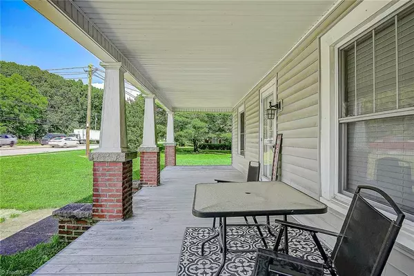 Salisbury, NC 28147,2417 Statesville BLVD