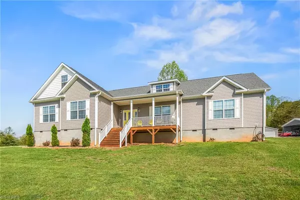 Pilot Mountain, NC 27041,724-0 Tom Cook RD