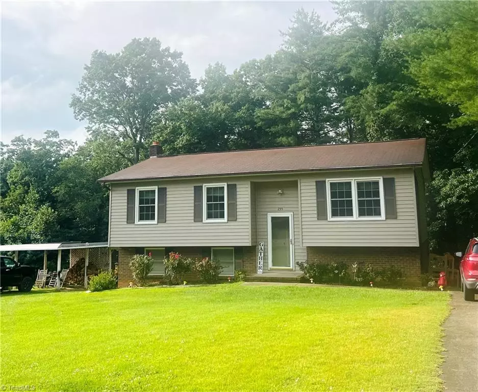 Mount Airy, NC 27030,235 Oak Ridge DR