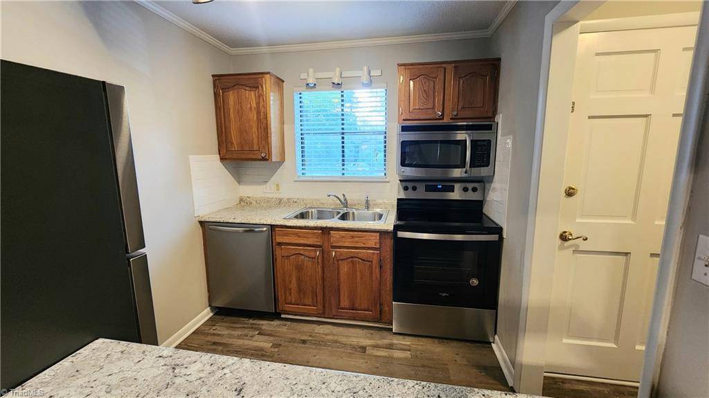 Winston-salem, NC 27104,127 Cedar Cove LN