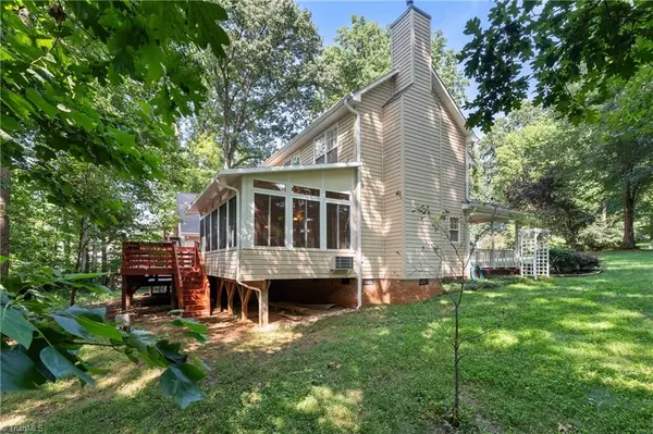 Kernersville, NC 27284,222 Bear Run LN