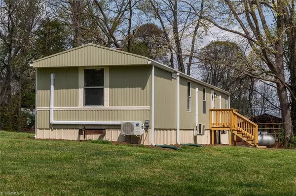 Wilkesboro, NC 28697,260 Cub Creek Church RD