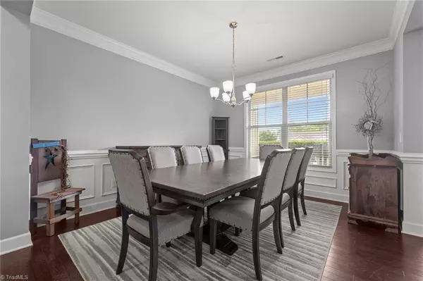 Burlington, NC 27215,184 Elgin CT