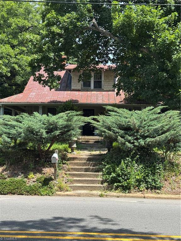 Reidsville, NC 27320,806 Lawsonville AVE