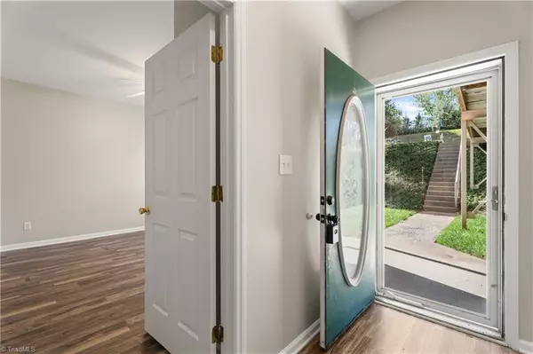 Pilot Mountain, NC 27041,226 Lola LN #102