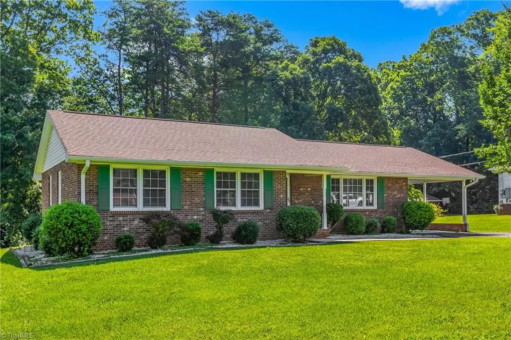 King, NC 27021,213 Timmys LN