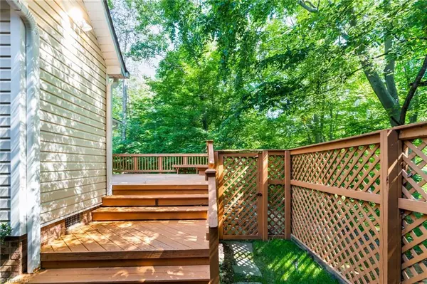 Greensboro, NC 27410,800 Carriage crossing LN #E