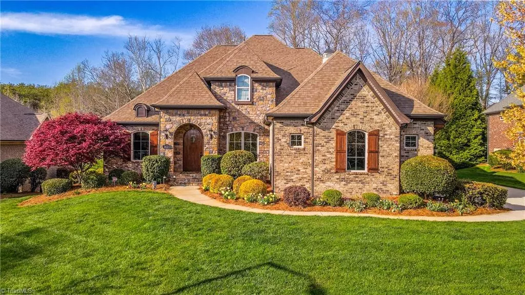 5629 Cedarmere DR, Winston-salem, NC 27106