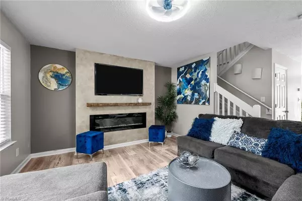 Greensboro, NC 27410,2 Tannenbaum CIR