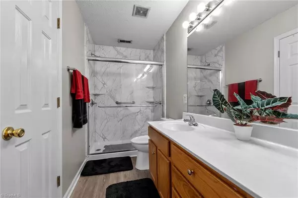 Greensboro, NC 27410,2 Tannenbaum CIR