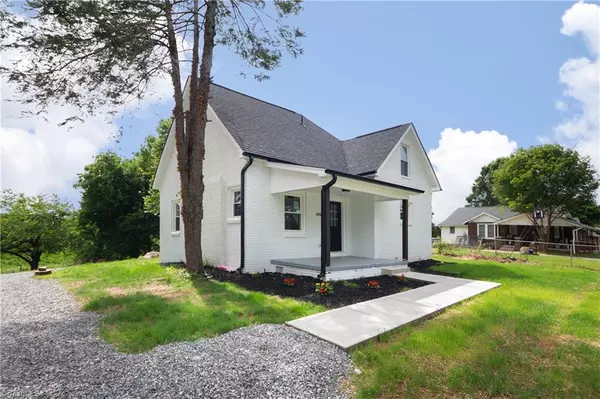 4507 Northampton DR, Winston-salem, NC 27105