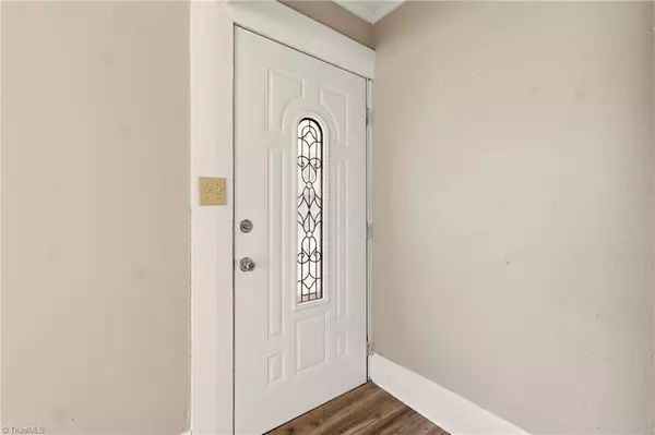 Lexington, NC 27292,8 Hames ST