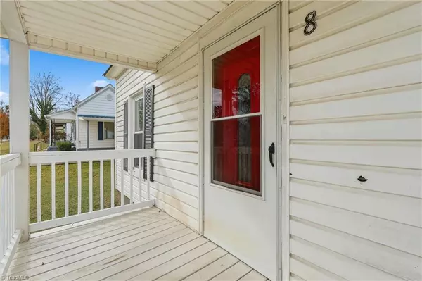 Lexington, NC 27292,8 Hames ST