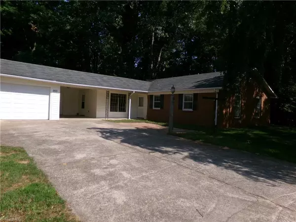 203 Turkey Hill DR, King, NC 27021