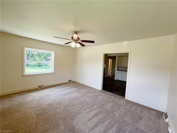 High Point, NC 27260,405 A Richardson AVE