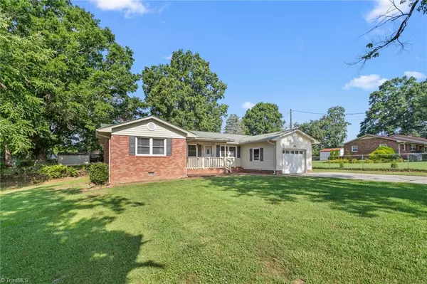 Trinity, NC 27370,5383 Chet DR