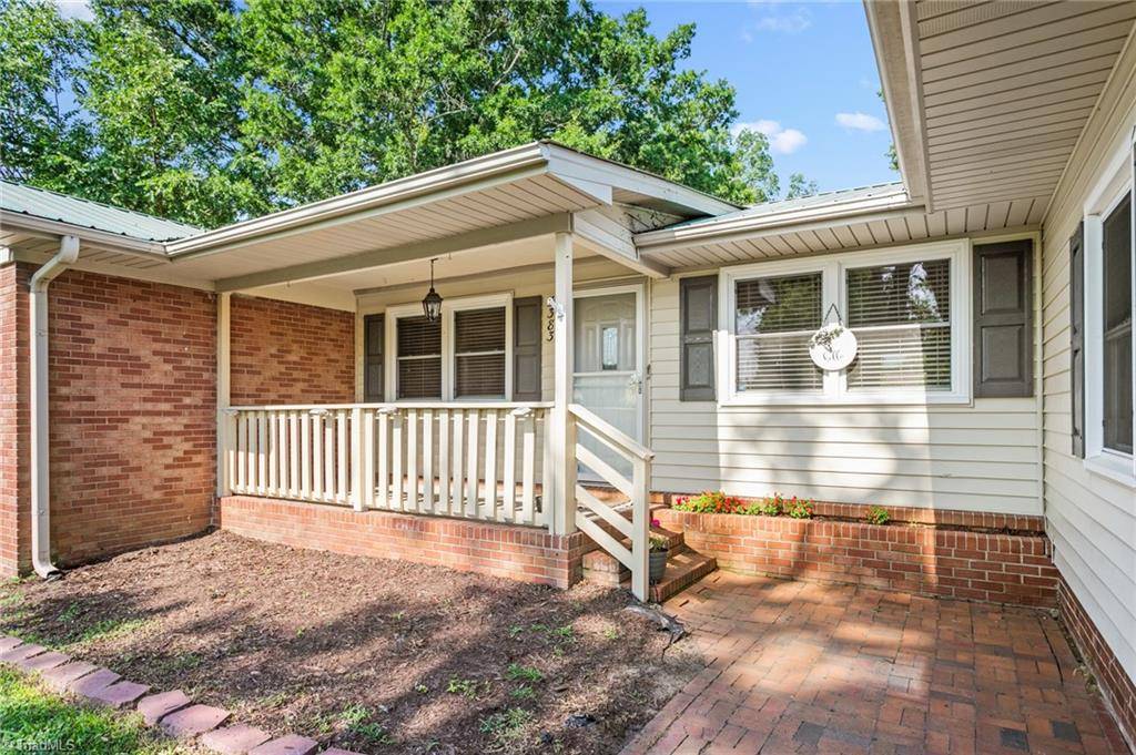 Trinity, NC 27370,5383 Chet DR