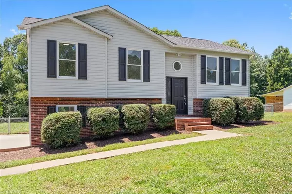 Rural Hall, NC 27045,8210 Creedmoor DR