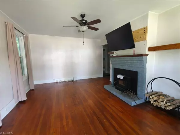 Greensboro, NC 27405,2412 Spruce ST