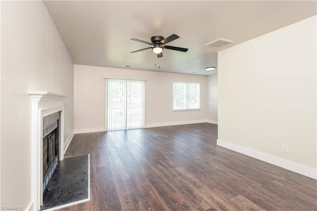 Winston-salem, NC 27127,1805 Greencedar LN