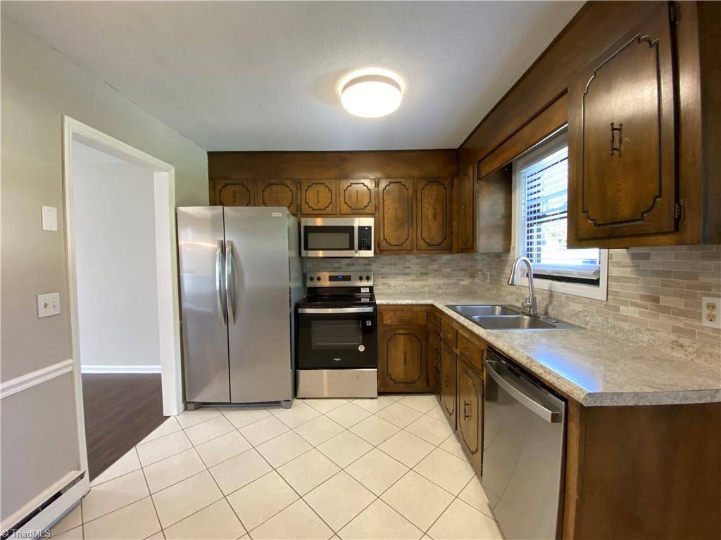 Winston-salem, NC 27106,1250 Millerwood DR