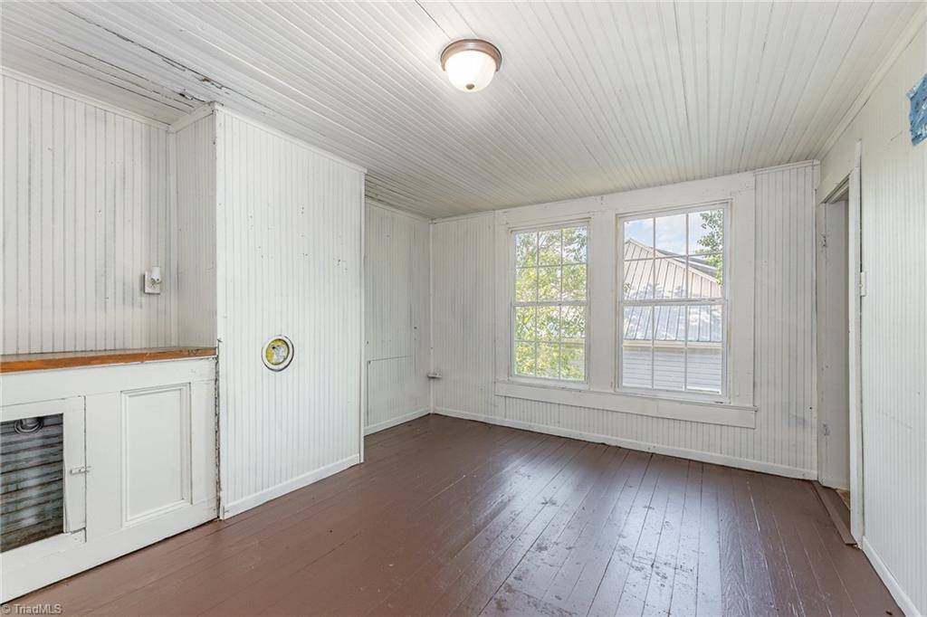 Lexington, NC 27292,303 Foy AVE