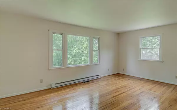 Greensboro, NC 27407,2504 Denise DR