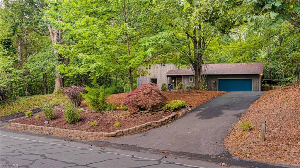 Winston-salem, NC 27104,416 S Westview DR