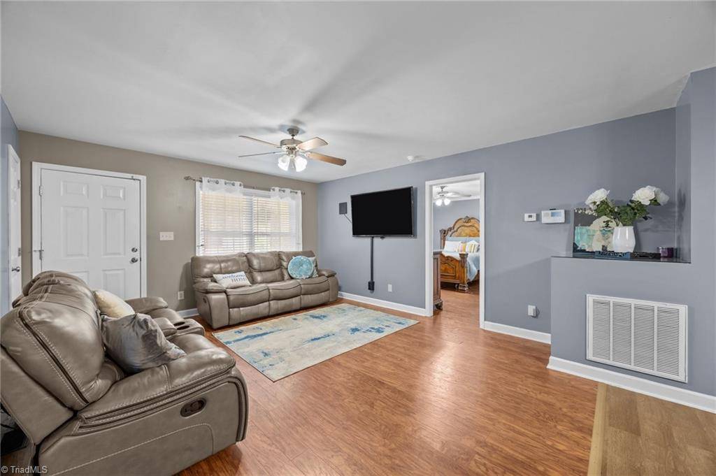 Sophia, NC 27350,6953 Flint Hill RD