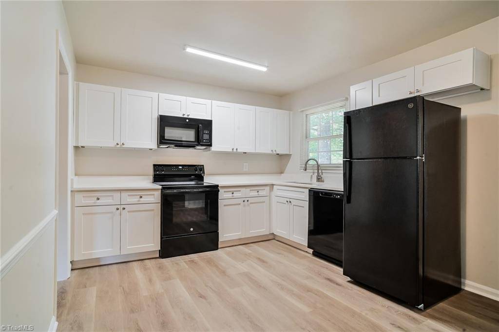 Greensboro, NC 27406,520 Leitzel AVE
