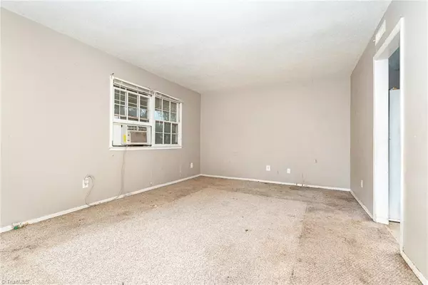 High Point, NC 27263,2622 Ernest ST