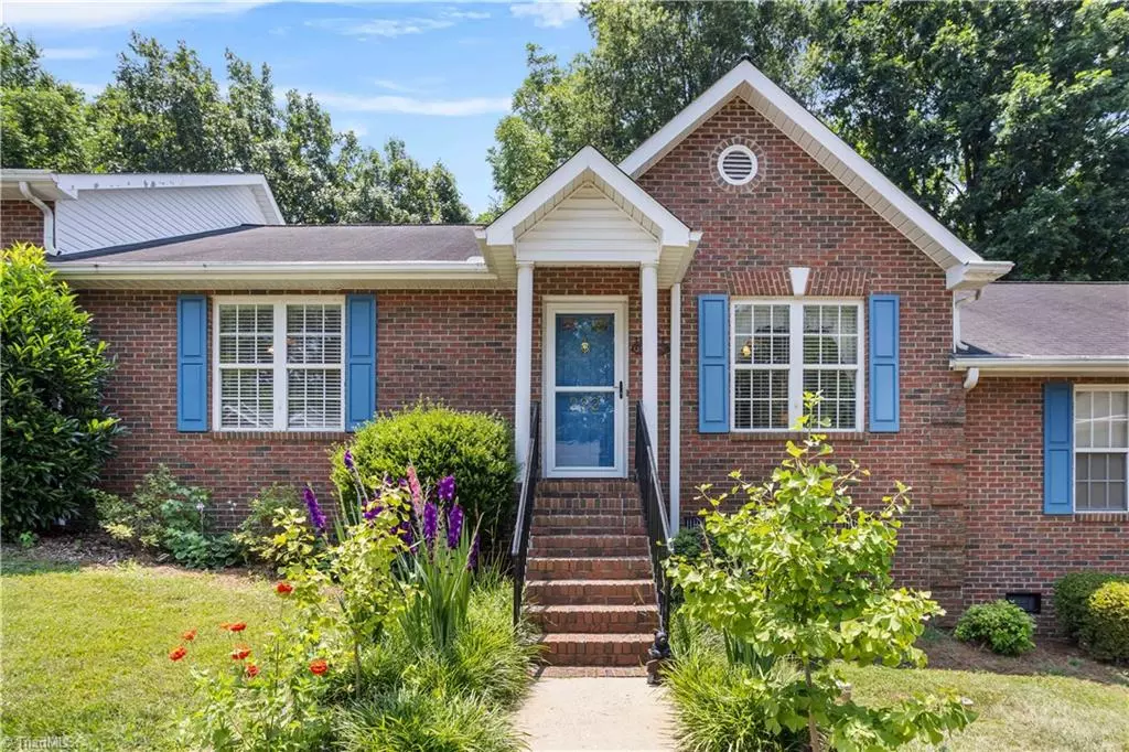 Asheboro, NC 27203,222 E Walker AVE