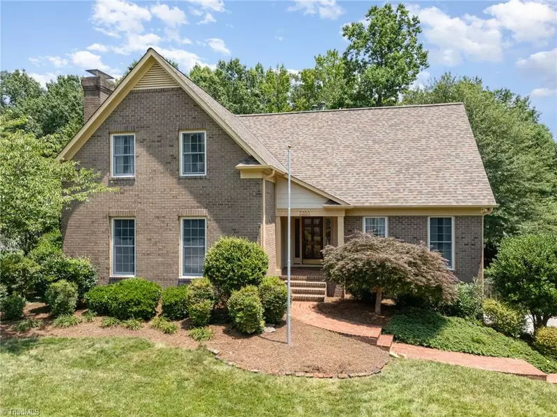 3200 Greenhollow DR, Greensboro, NC 27410