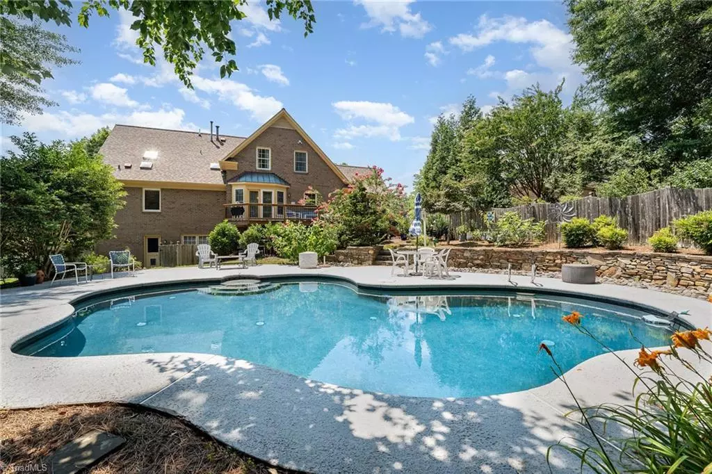 Greensboro, NC 27410,3200 Greenhollow DR