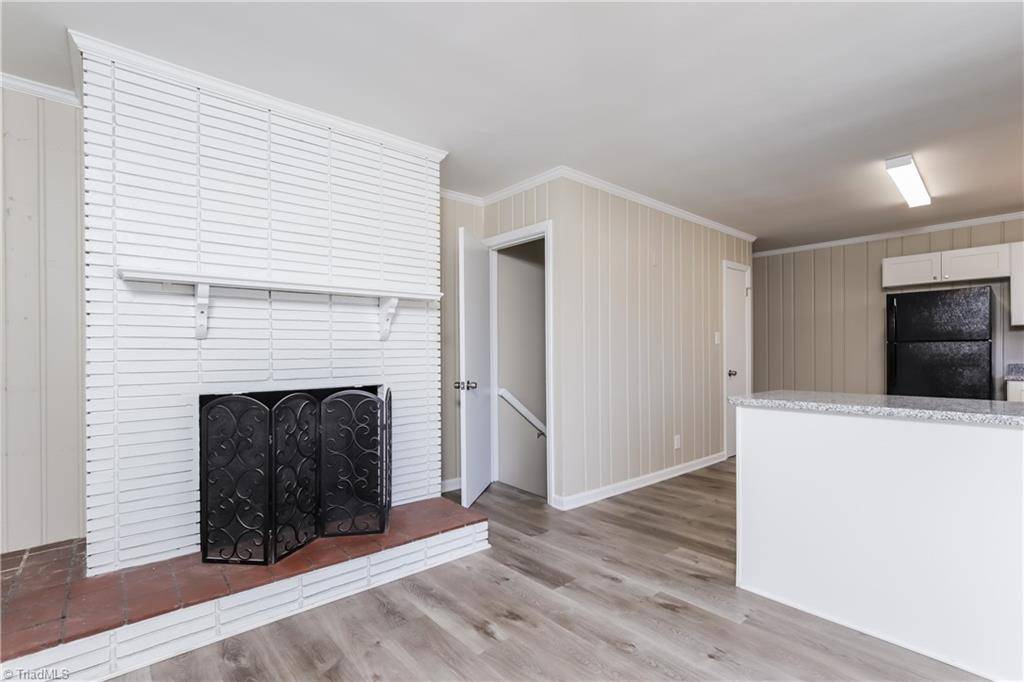 Winston-salem, NC 27103,1521 Drumcliffe RD