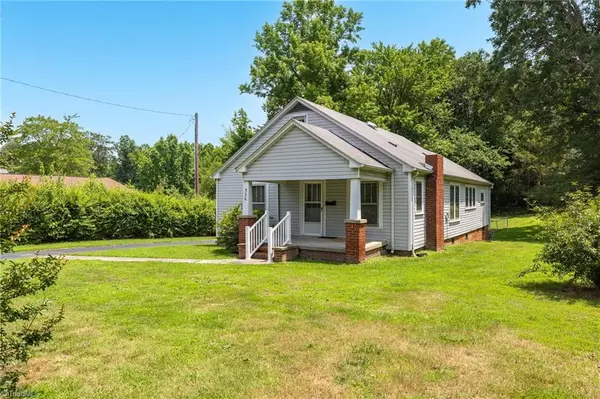 Archdale, NC 27263,526 Liberty RD