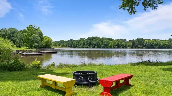 Salisbury, NC 28146,330 Waters RD