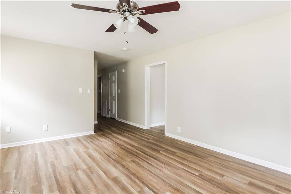 Winston-salem, NC 27103,2401 Atwood RD