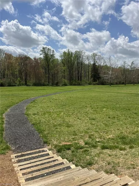 Winston-salem, NC 27106,5386 Spicewood Lake LN