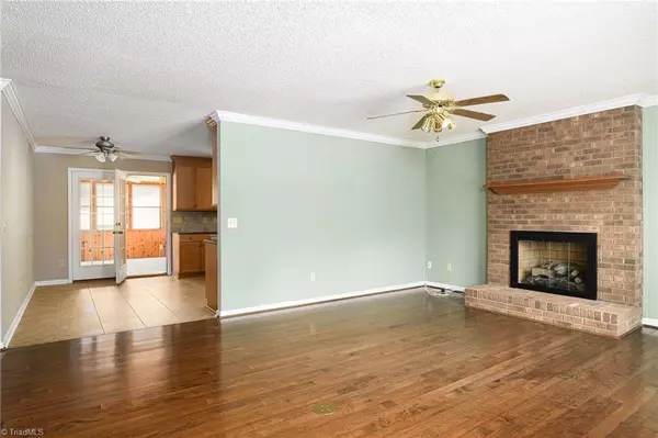 Winston-salem, NC 27104,211 Chadbourne DR