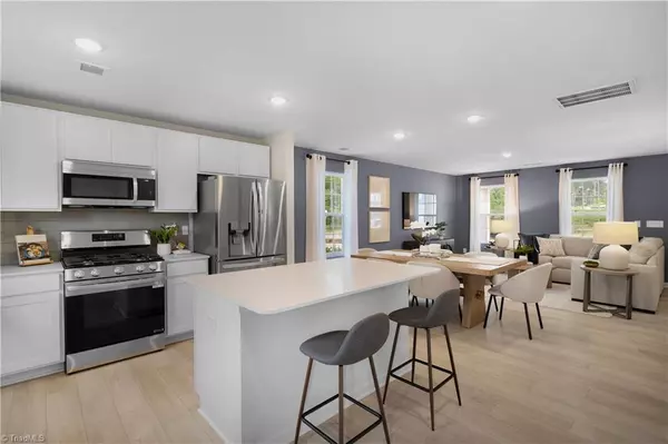 King, NC 27021,307 Kingscote WAY