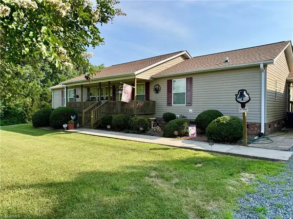 Walnut Cove, NC 27052,7658 Salem Chapel RD