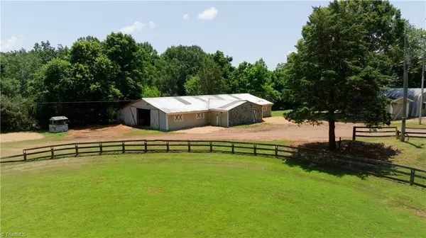 Mocksville, NC 27028,120 Hobby Horse LN