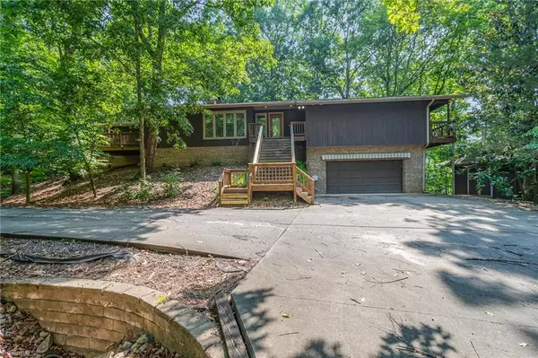 514 Briarwood DR, Eden, NC 27288