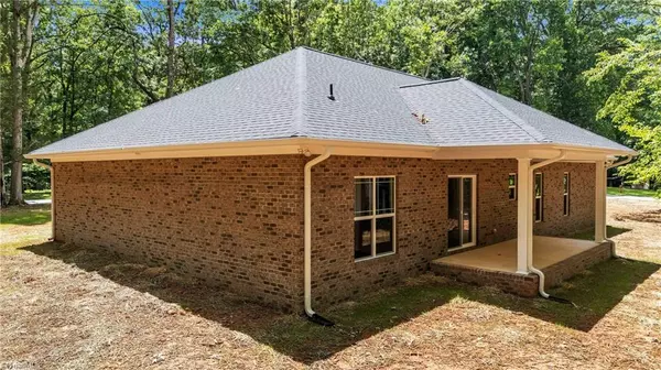 Mocksville, NC 27028,222 Elm ST