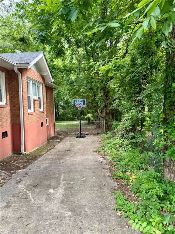 Greensboro, NC 27406,706 Julian ST