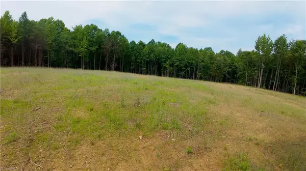 1144 Big Sky DR, Yadkinville, NC 27055