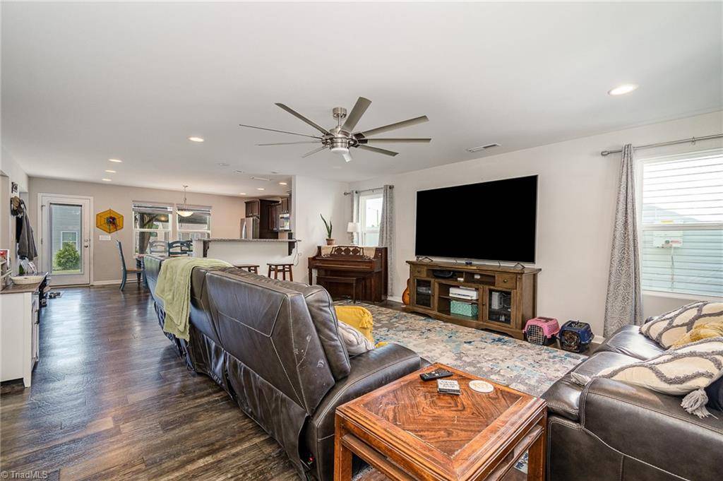 Winston-salem, NC 27127,370 Inlet Place DR