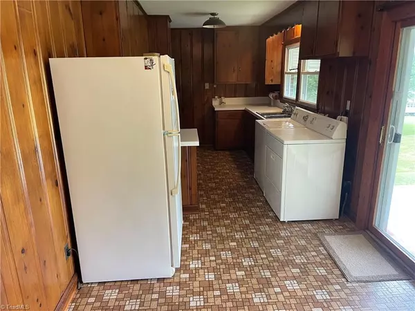 Mount Airy, NC 27030,2155 Margaret DR